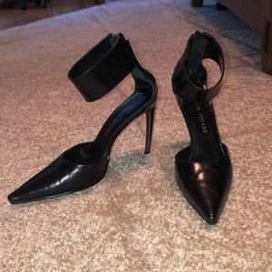 Brand new Colin Stuart ankle strap stiletto